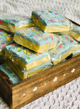 Load image into Gallery viewer, Treat of the Month - Royal Treatment