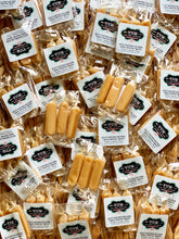 Load image into Gallery viewer, Candies & Nuts Gift Box