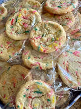 Load image into Gallery viewer, Springtime Box