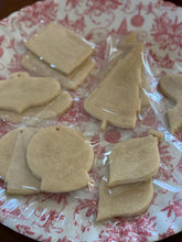 Load image into Gallery viewer, Dec. 2020 Cookie Decorating Kit