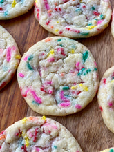 Load image into Gallery viewer, Springtime Box