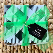 Load image into Gallery viewer, Mint Chocolate Chip Cookies & Chocolate Pistachio Macarons