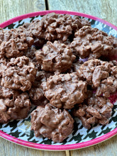 Load image into Gallery viewer, Feb. 2022 Valentine’s Day Gift Box