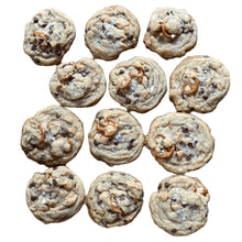 Load image into Gallery viewer, Sea Salt Butterscotch Pretzel Cookies

